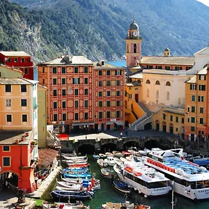 https://la-mansarda-sul-porto.hotelitalianriviera.com